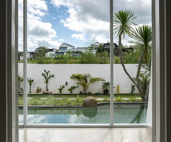 Silencio - Bali Invest Club Villa Canggu
